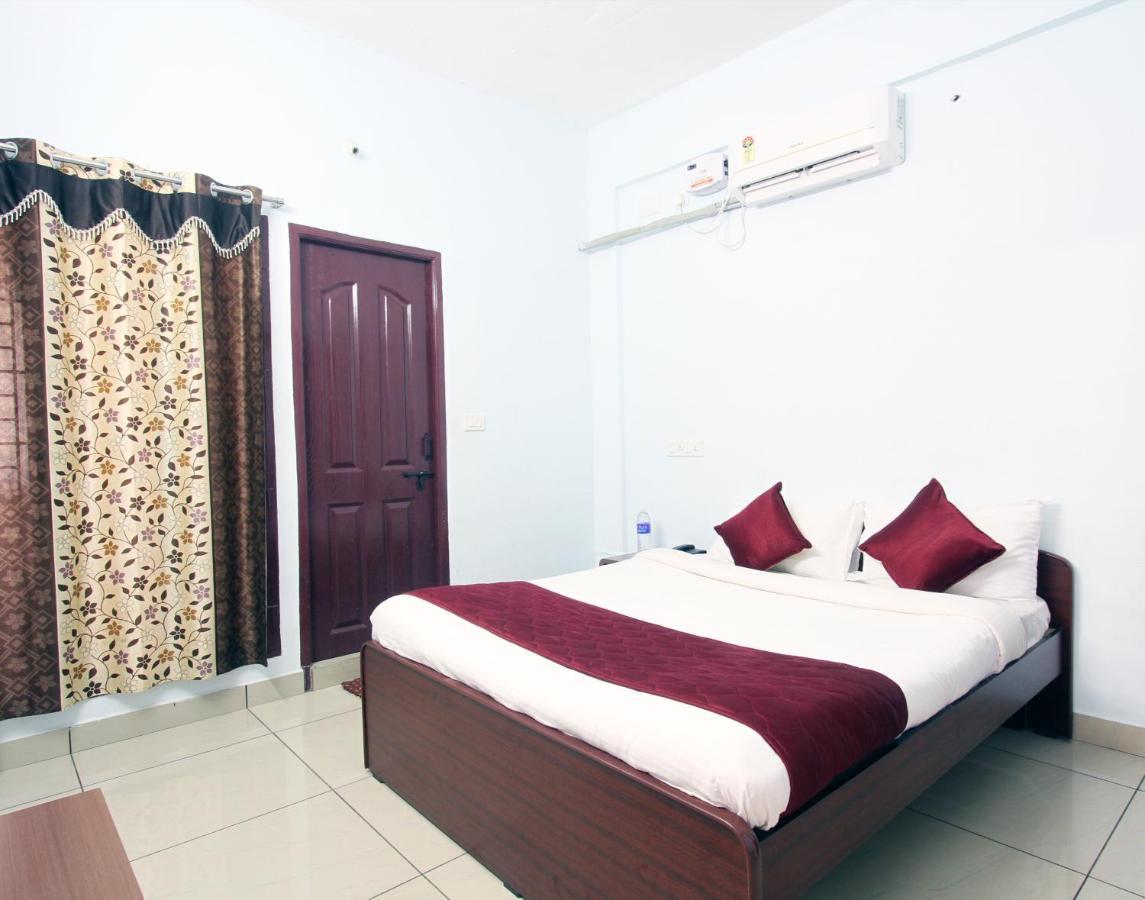 Lakshana Service Apartment - Big Temple Thanjavur Exterior photo